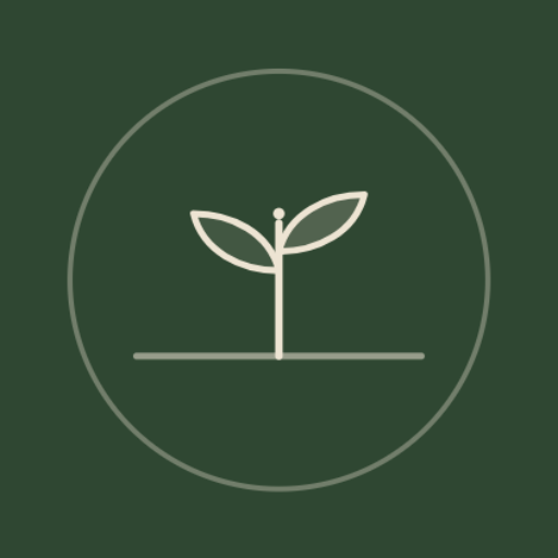 Logo von GestaltNatur Permakultur: Ein junger Keimling mit zwei symmetrischen Blättern wächst aus einer Erdlinie, umgeben von einem feinen Kreis. Helle Linien auf dunkelgrünem Grund.